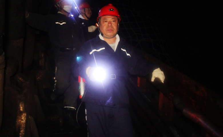 張秉德到新陸礦調研檢查工作